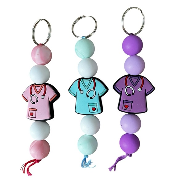 Nurse badge pulls keychains scrubs pink blue purple - Picture 1 of 4